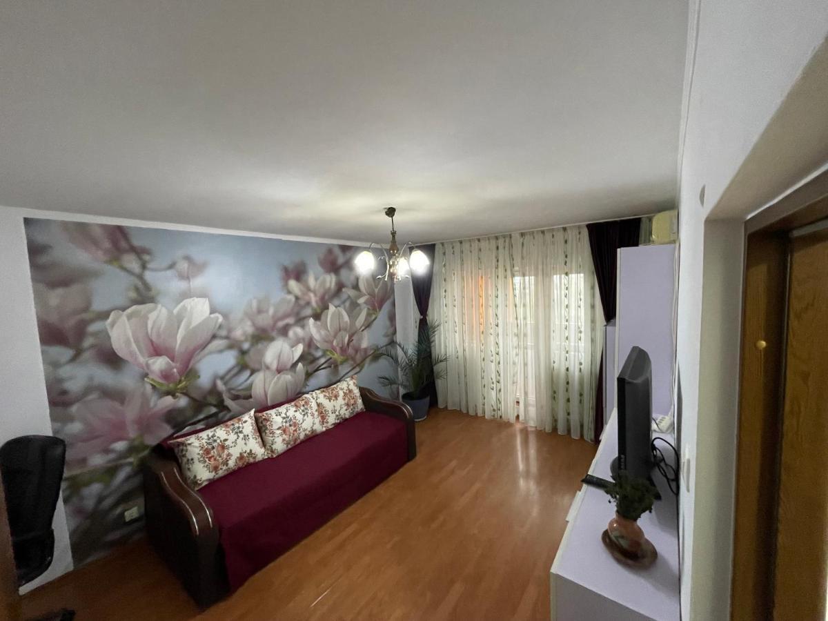 Apartament Magnolia, Piata Gorjului- Metrou Apartment บูคาเรสต์ ภายนอก รูปภาพ