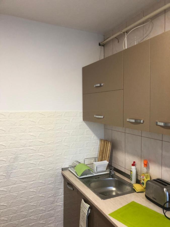 Apartament Magnolia, Piata Gorjului- Metrou Apartment บูคาเรสต์ ภายนอก รูปภาพ